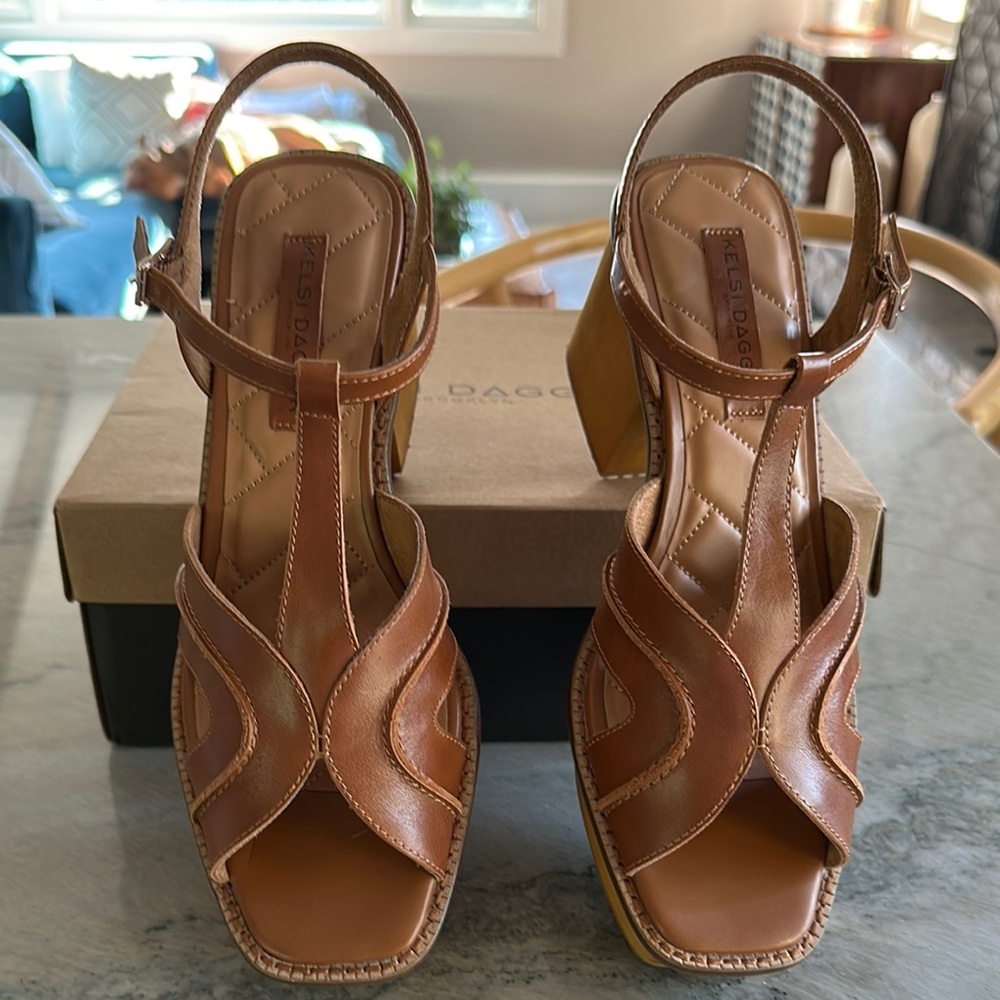 Kelsi Dagger-  Platform Clogs